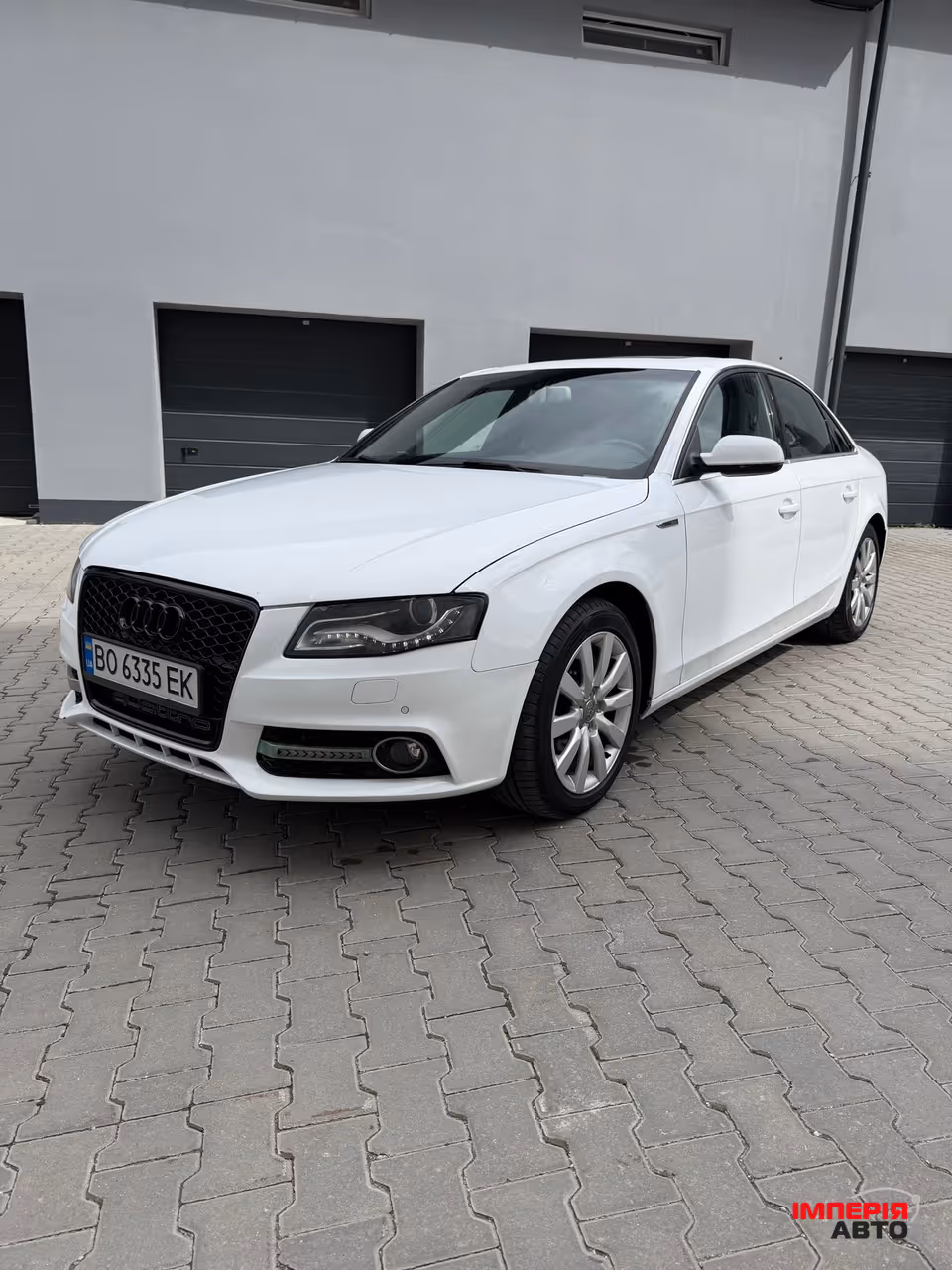 Audi A4 - фото 1
