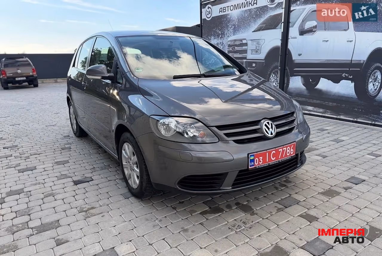 Volkswagen Golf Plus - фото 15