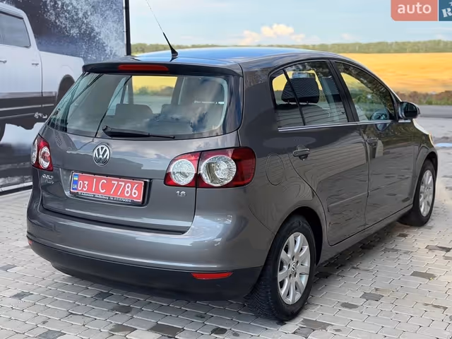 Volkswagen Golf Plus - фото 4