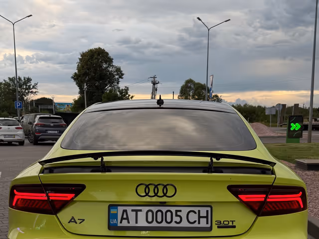 Audi A7 - фото 4