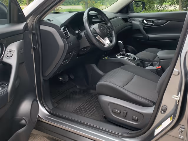 Nissan Rogue - фото 5