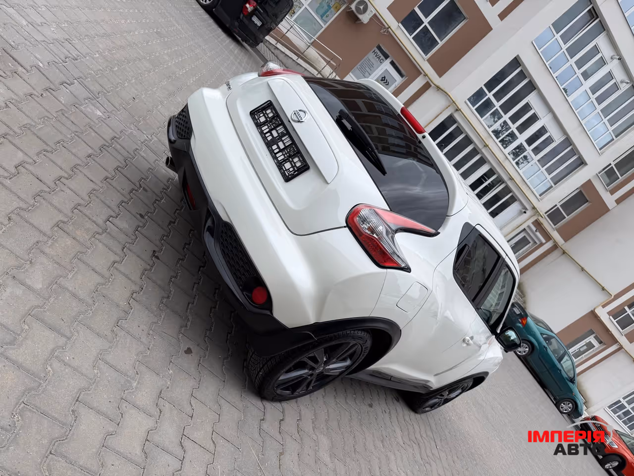 Nissan Juke - фото 4
