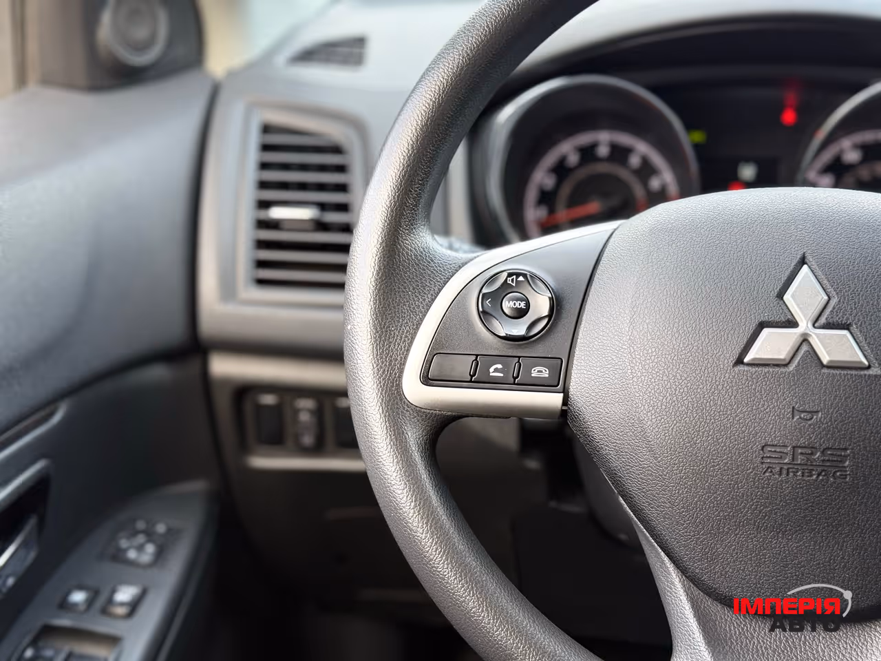 Mitsubishi Outlander Sport - фото 20