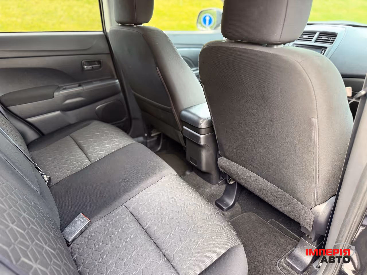Mitsubishi Outlander Sport - фото 35