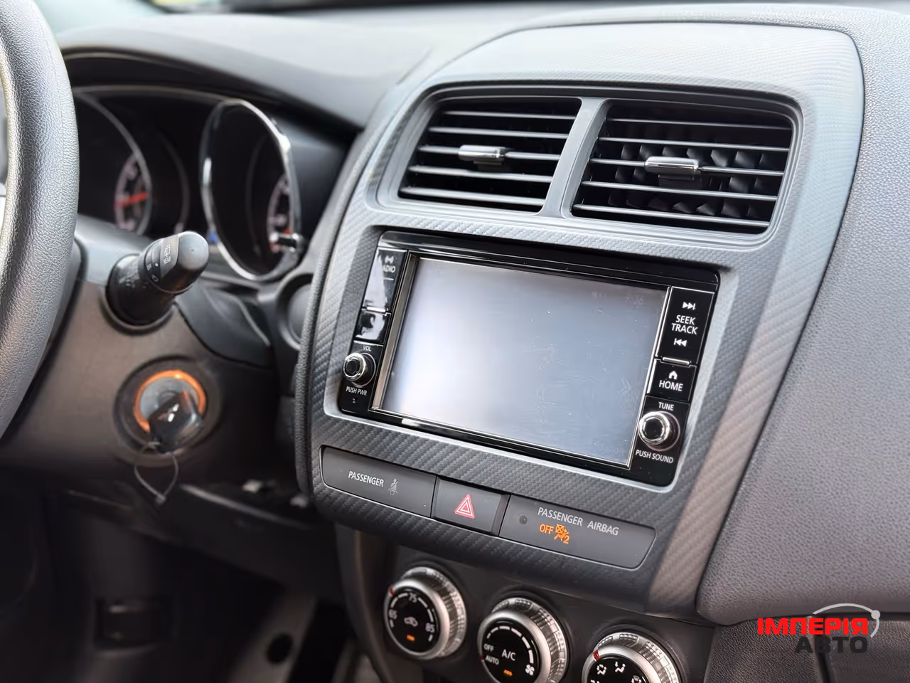 Mitsubishi Outlander Sport - фото 15