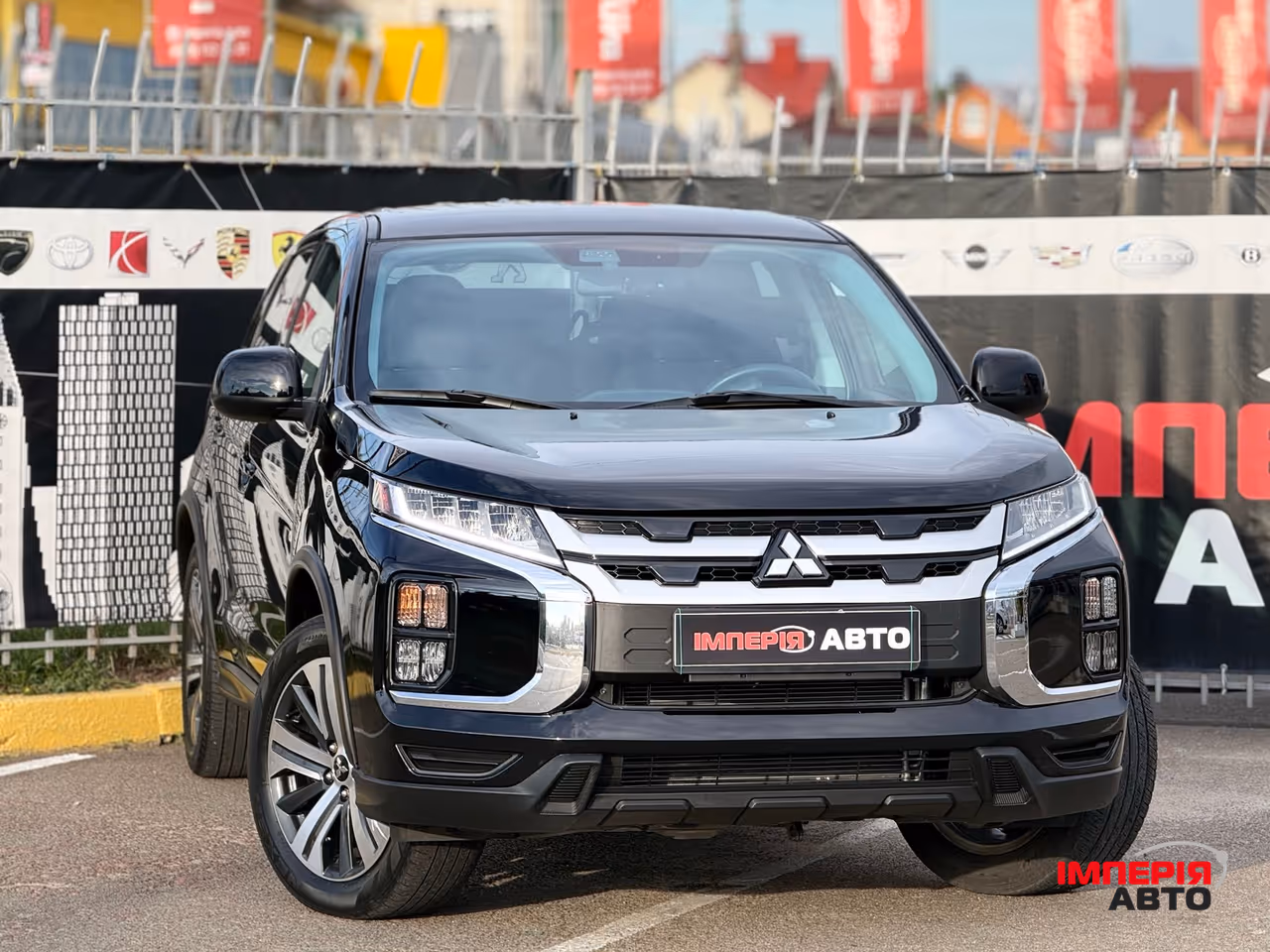 Mitsubishi Outlander Sport - фото 3