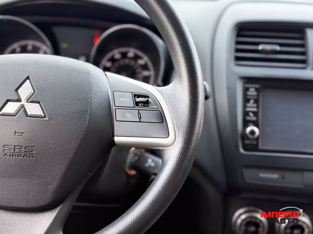 Mitsubishi Outlander Sport - фото 18