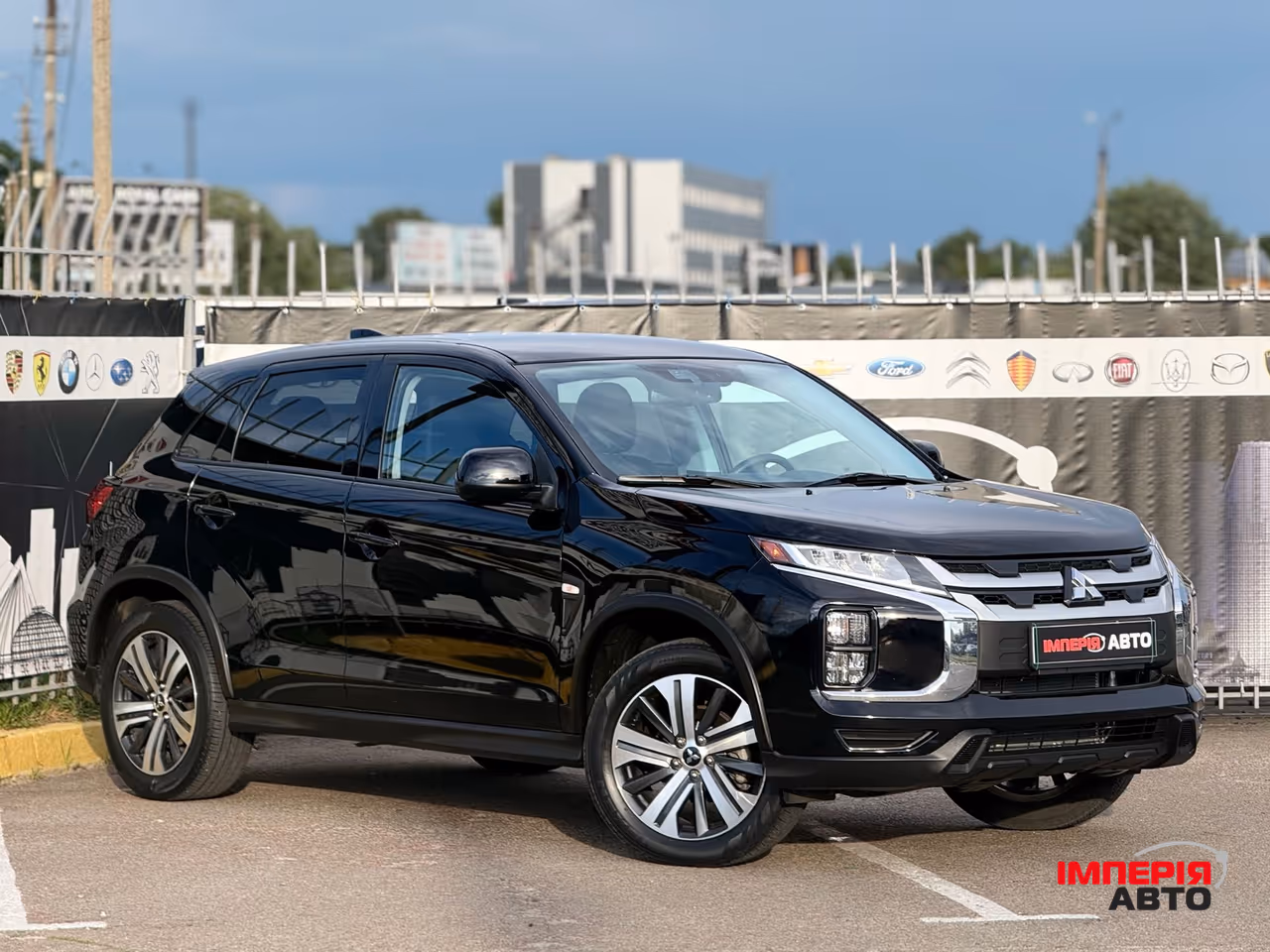Mitsubishi Outlander Sport - фото 4