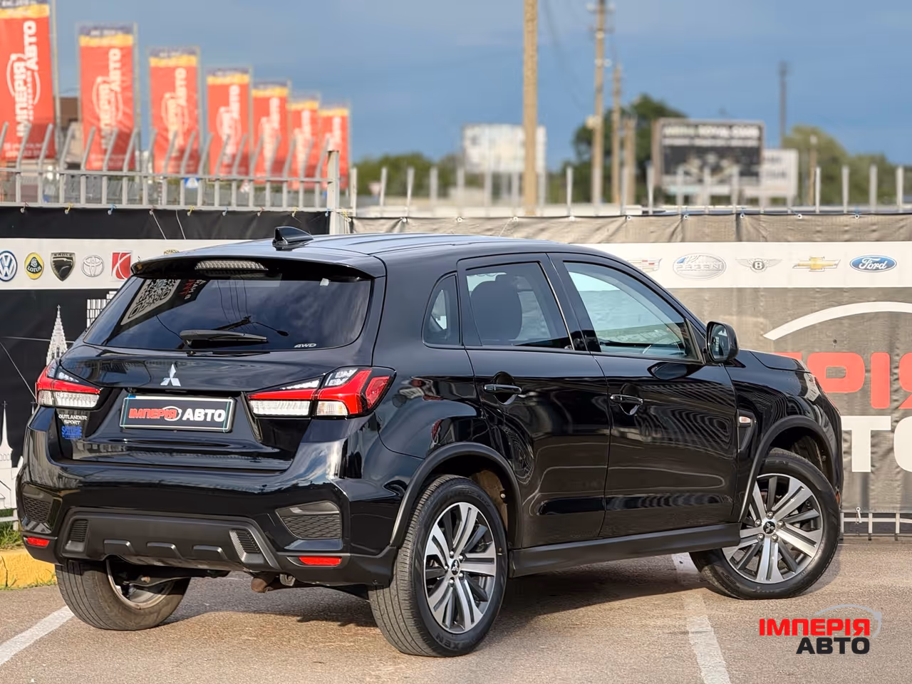 Mitsubishi Outlander Sport - фото 32