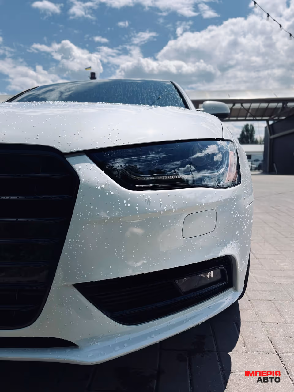 Audi A4 - фото 1