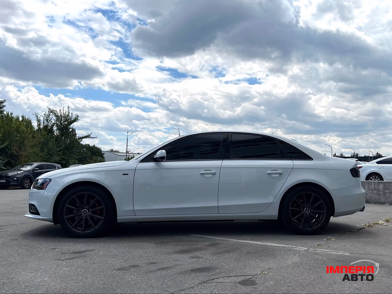 Audi A4 - фото 6
