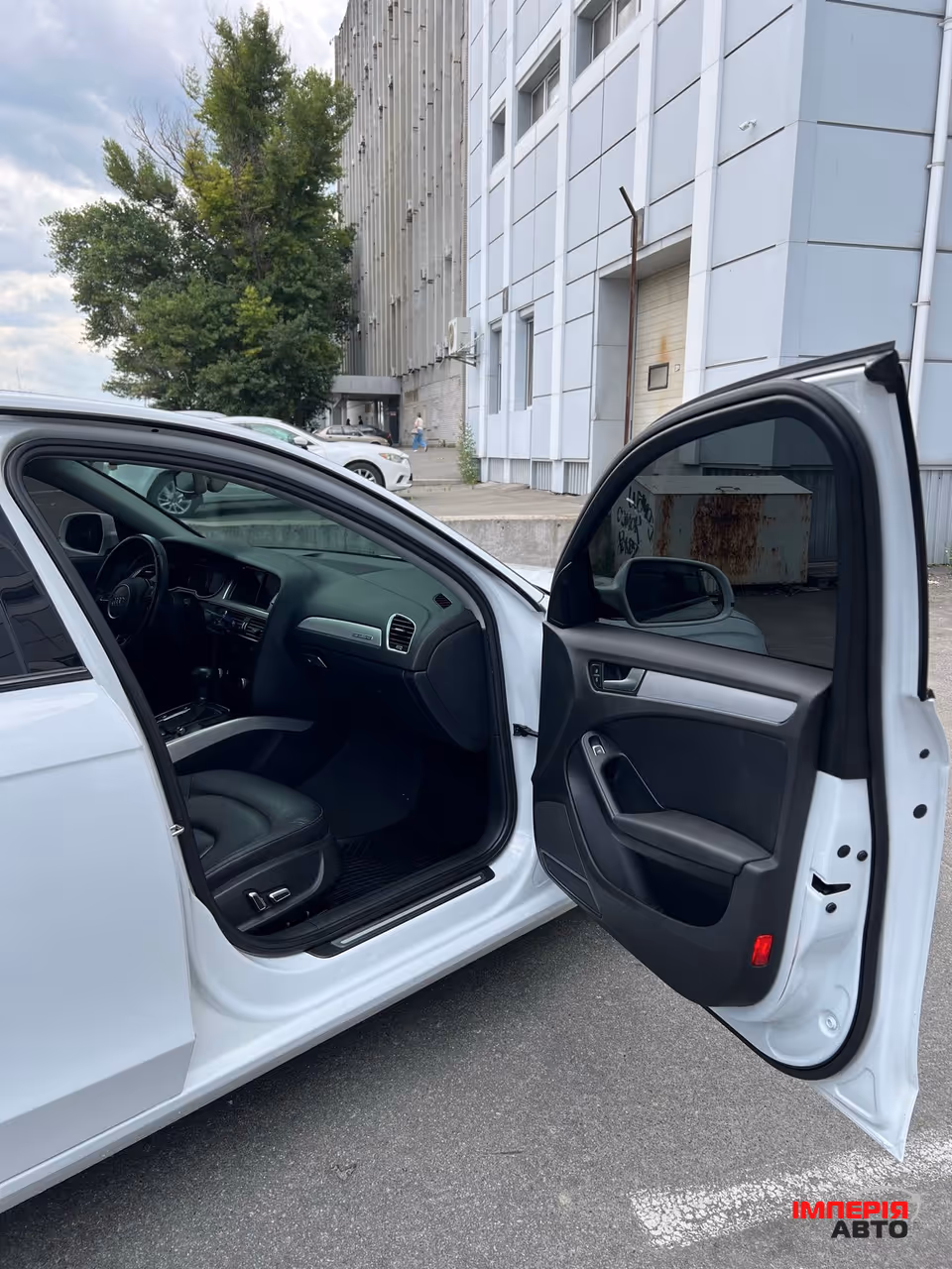 Audi A4 - фото 15