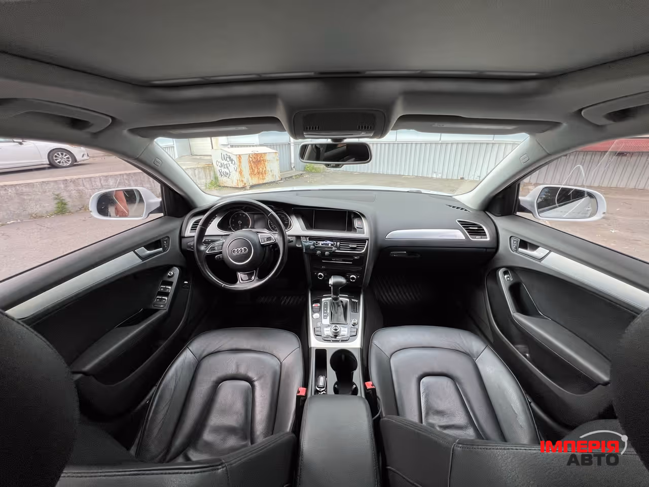 Audi A4 - фото 17