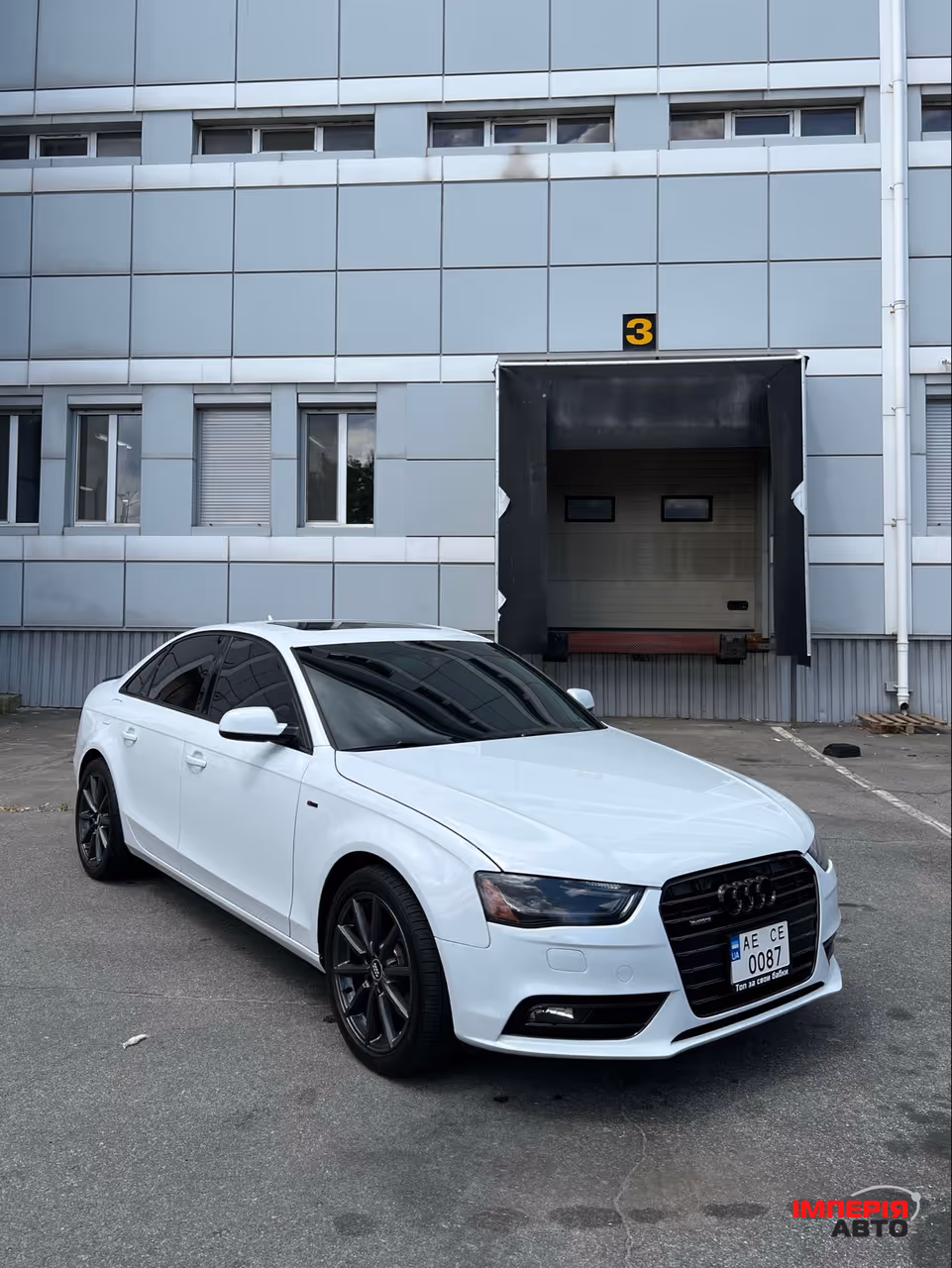 Audi A4 - фото 3