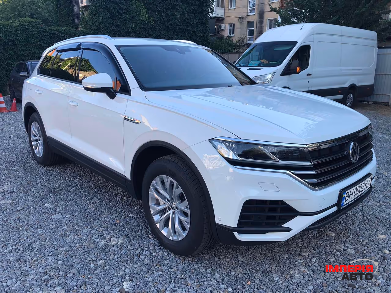 Volkswagen Touareg - фото 11