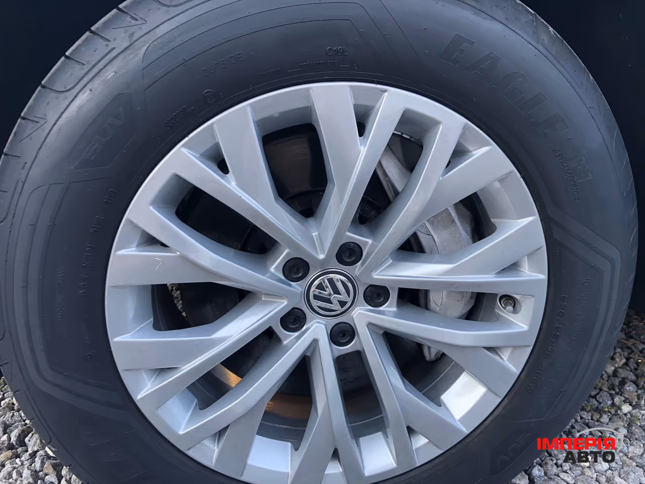 Volkswagen Touareg - фото 59