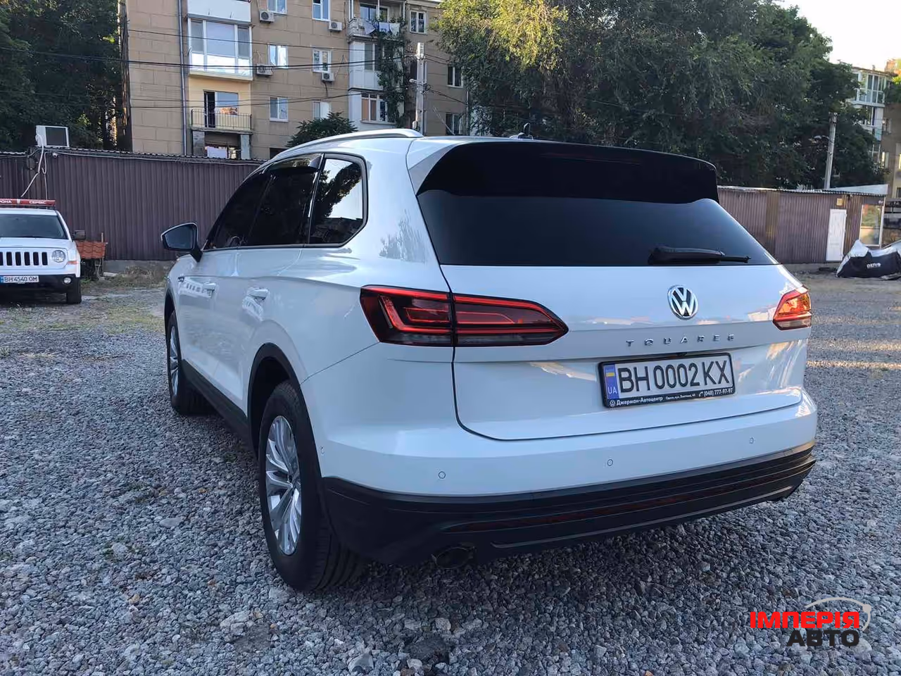 Volkswagen Touareg - фото 6