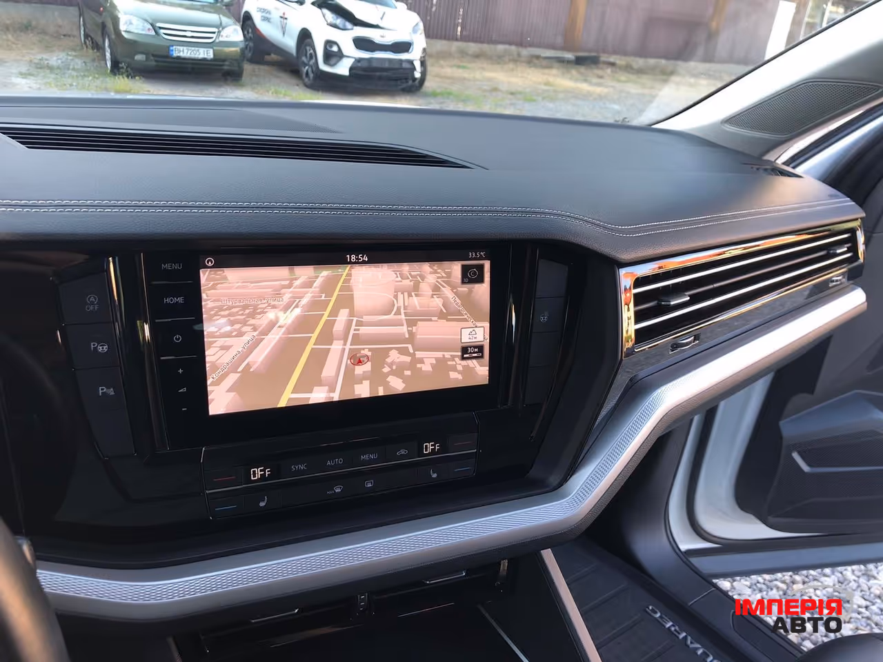 Volkswagen Touareg - фото 42