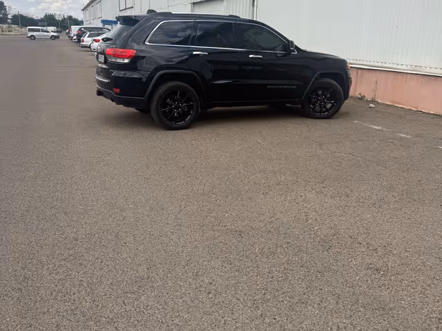 Jeep Grand Cherokee - фото 5