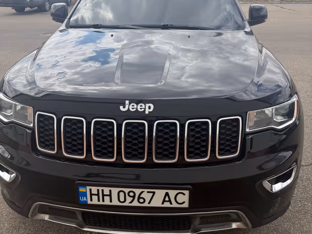 Jeep Grand Cherokee - фото 1
