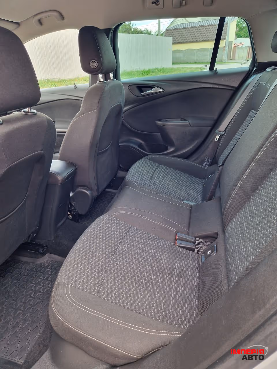 Opel Astra - фото 11