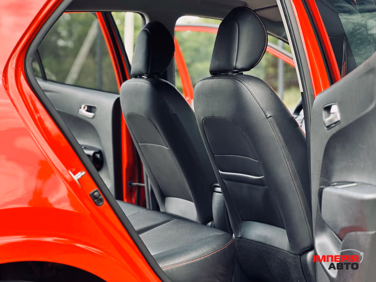 Kia Picanto - фото 8