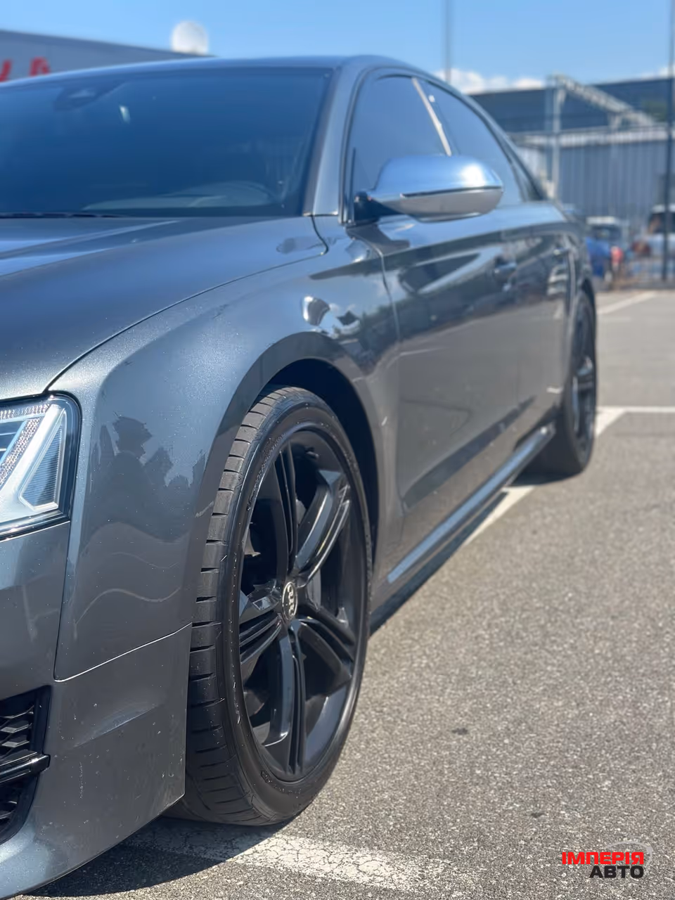 Audi S8 - фото 7