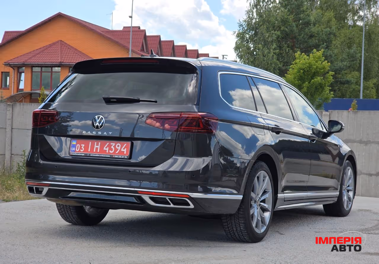 Volkswagen Passat - фото 18