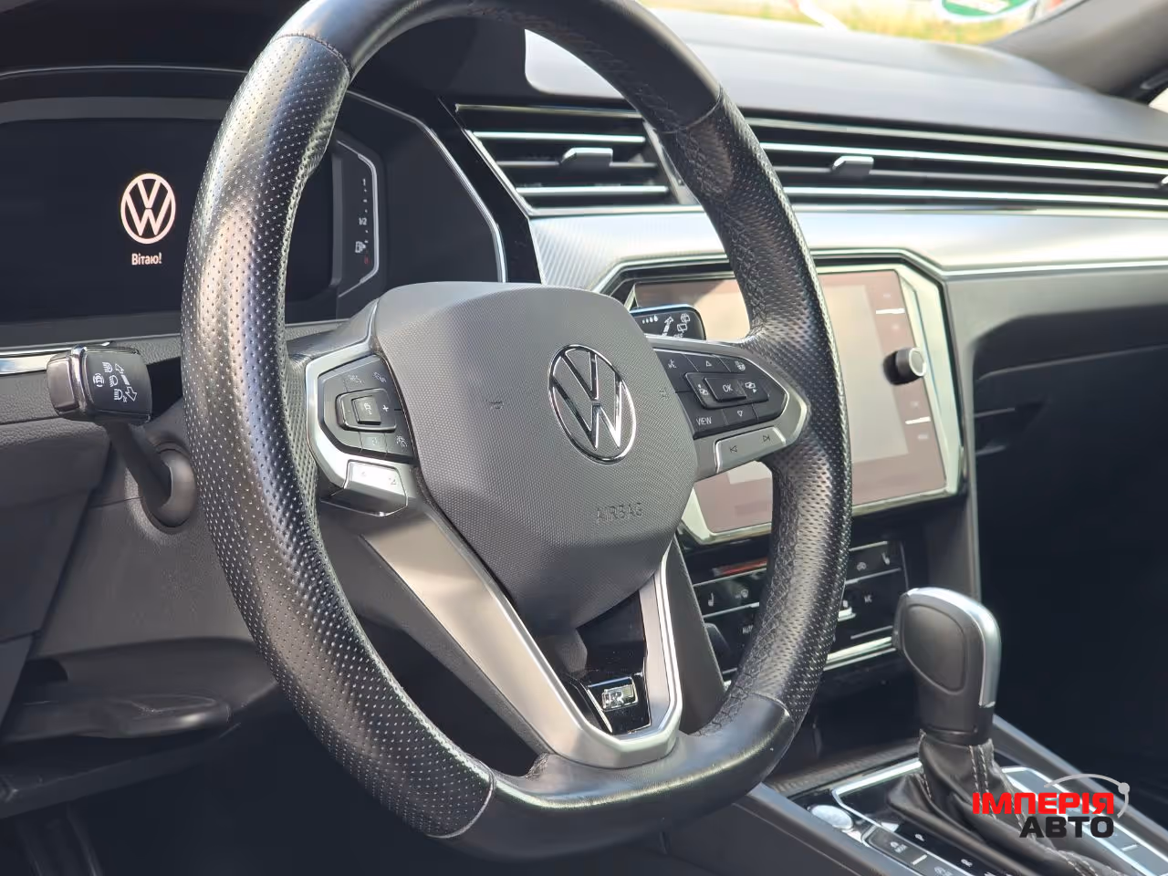 Volkswagen Passat - фото 11