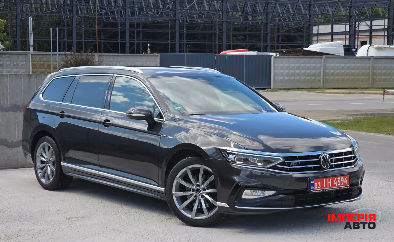 Volkswagen Passat - фото 7
