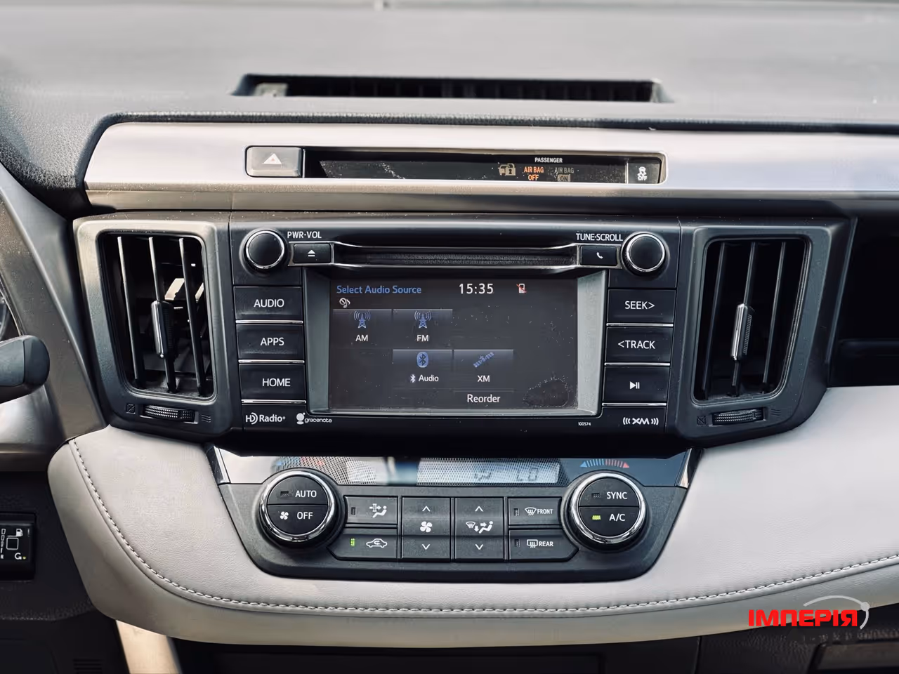 Toyota RAV4 - фото 27