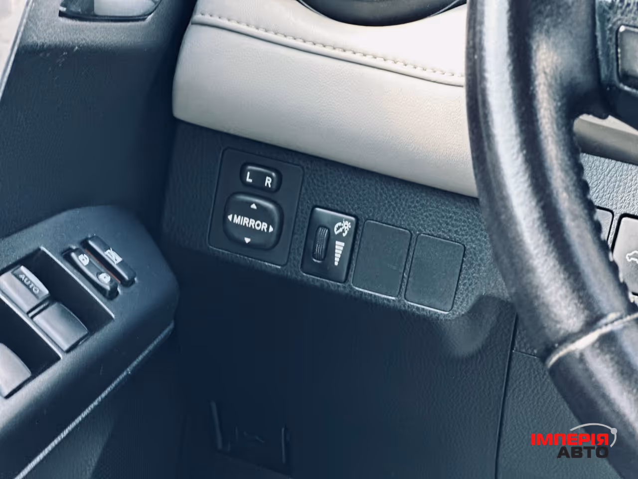 Toyota RAV4 - фото 37