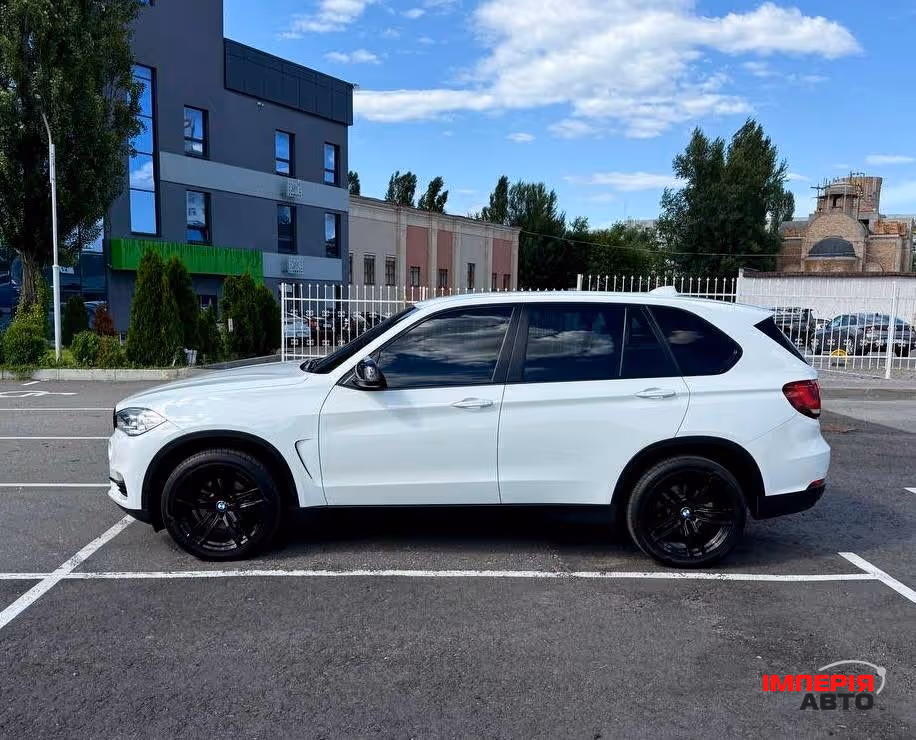 BMW X5 - фото 3