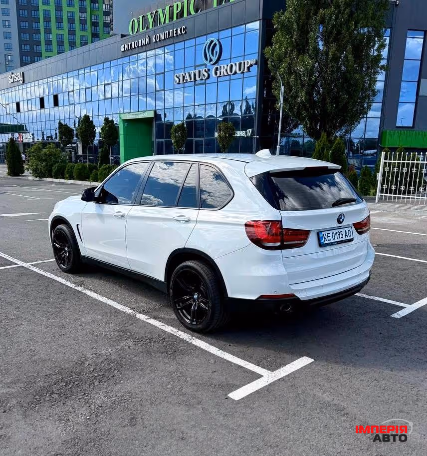 BMW X5 - фото 2