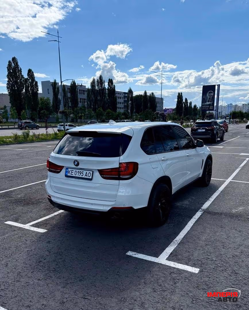 BMW X5 - фото 5