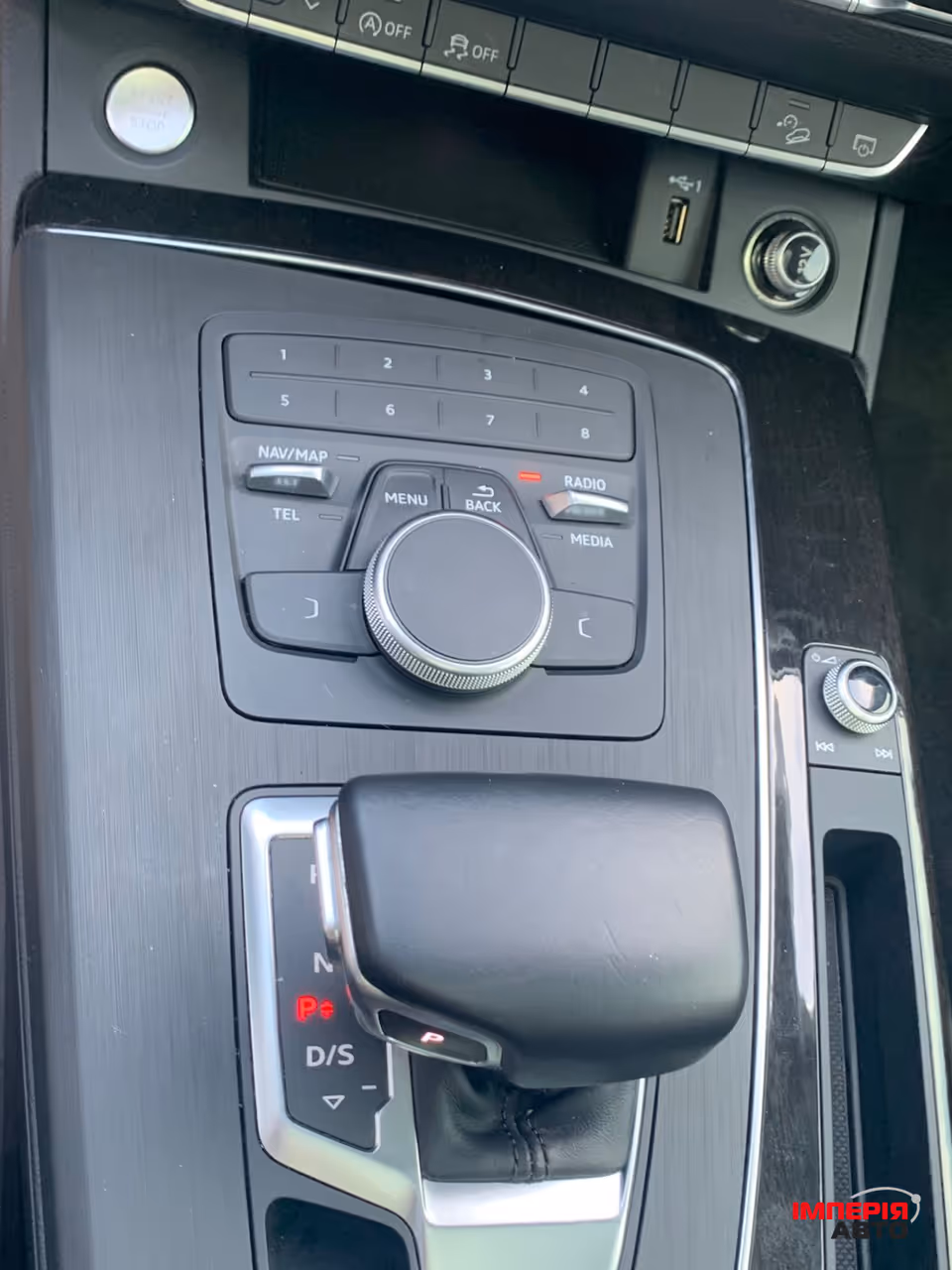Audi Q5 - фото 6