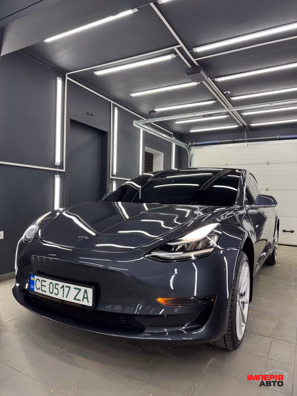 Tesla Model 3 - фото 1