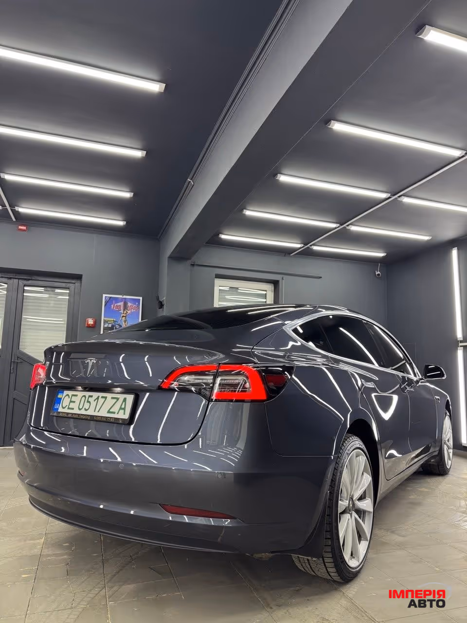 Tesla Model 3 - фото 7