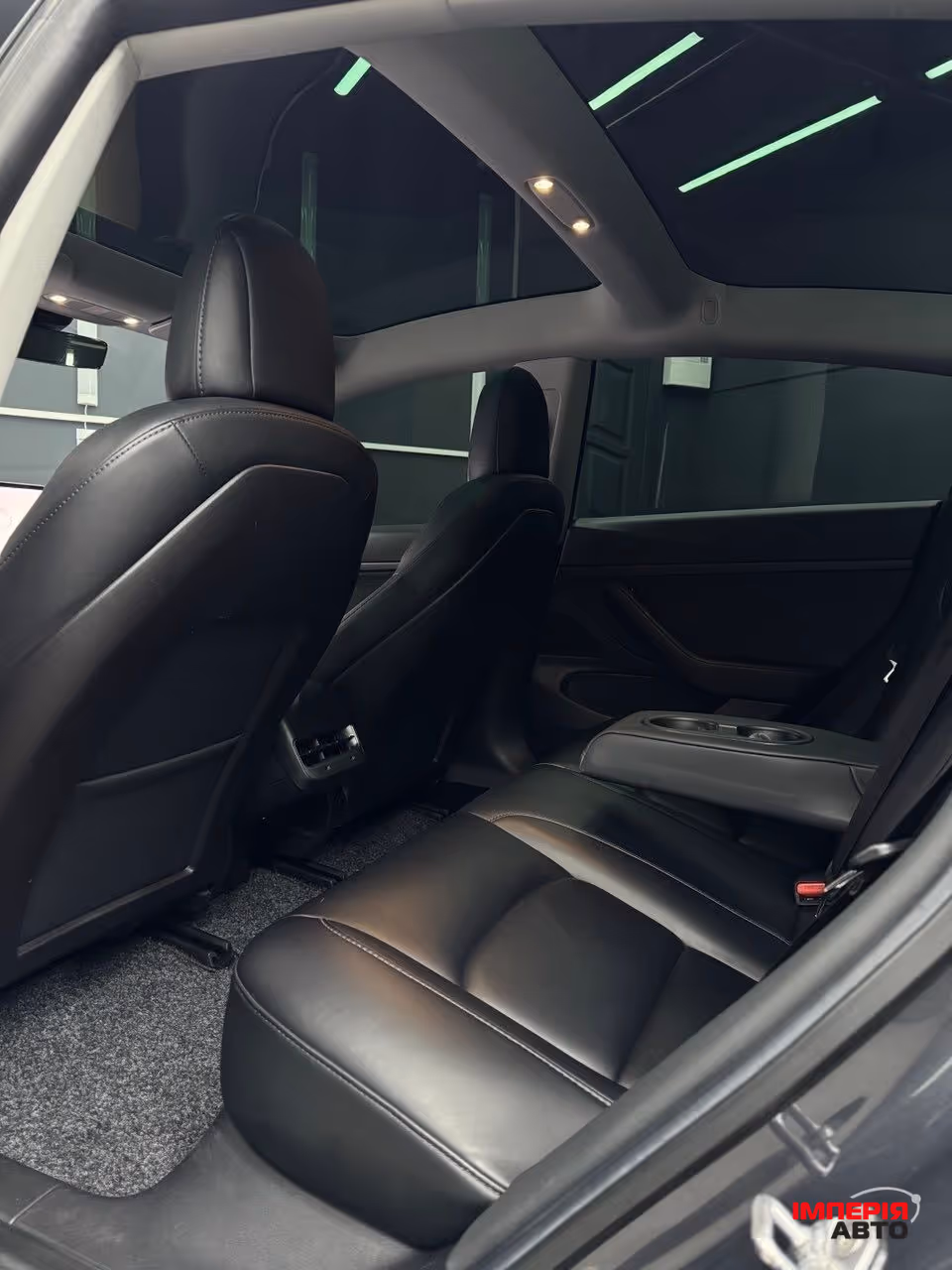 Tesla Model 3 - фото 13