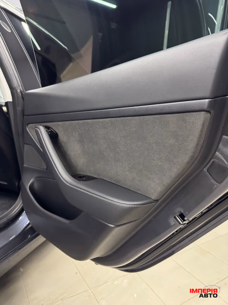 Tesla Model 3 - фото 15