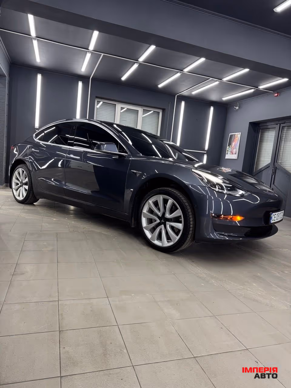 Tesla Model 3 - фото 5
