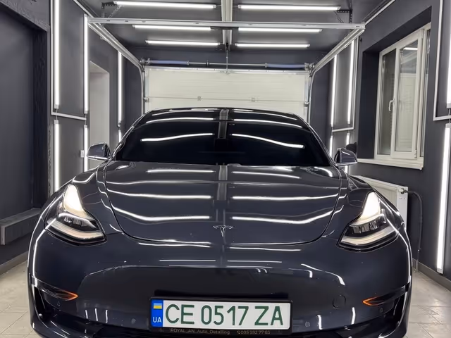 Tesla Model 3 - фото 2
