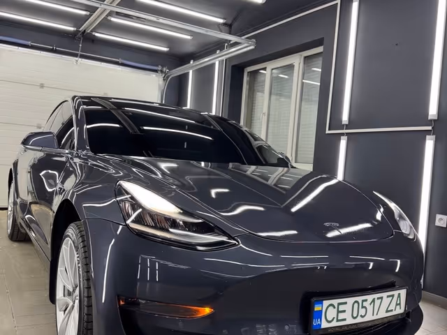 Tesla Model 3 - фото 3