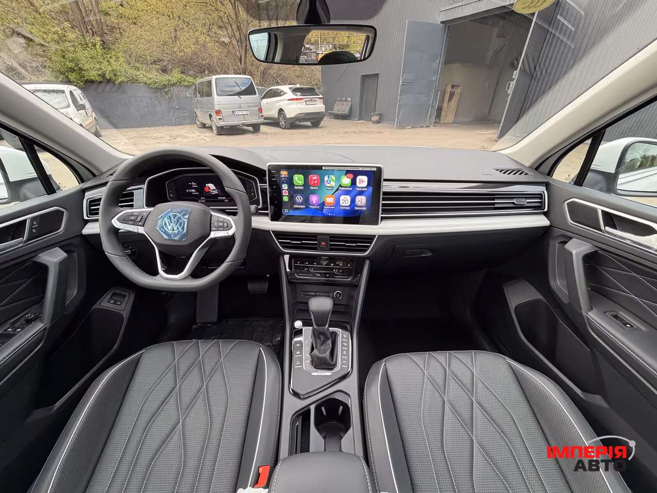 Volkswagen Tiguan - фото 14