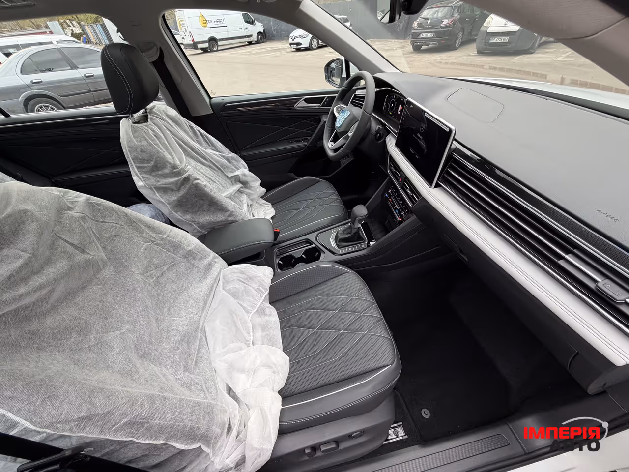 Volkswagen Tiguan - фото 17