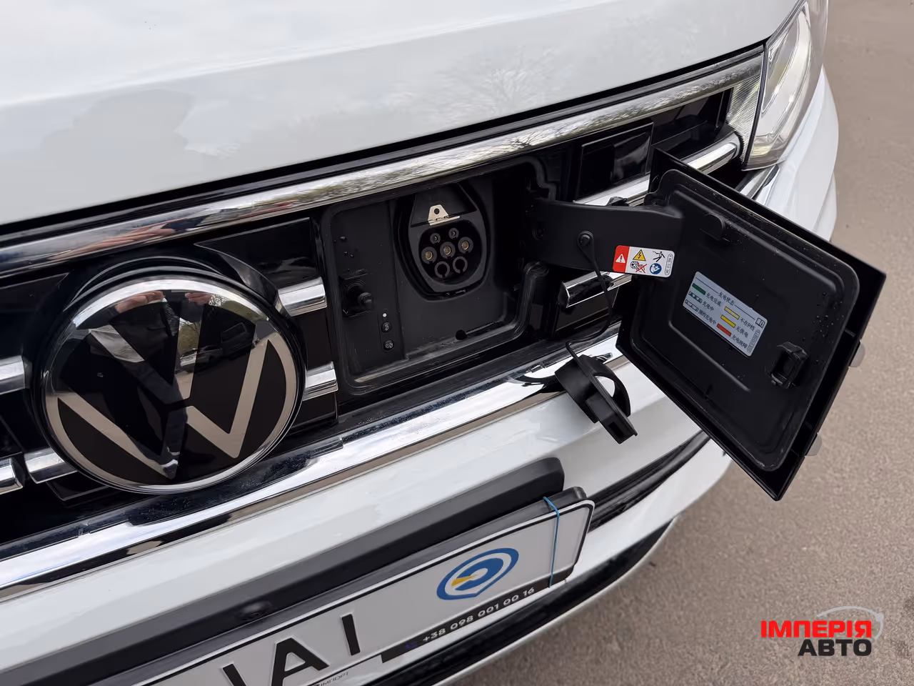 Volkswagen Tiguan - фото 9