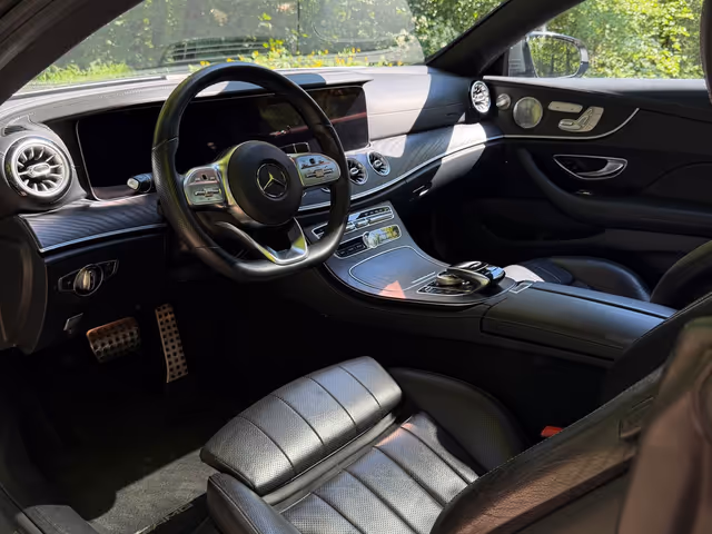 Mercedes-Benz E-Класс - зображення 3