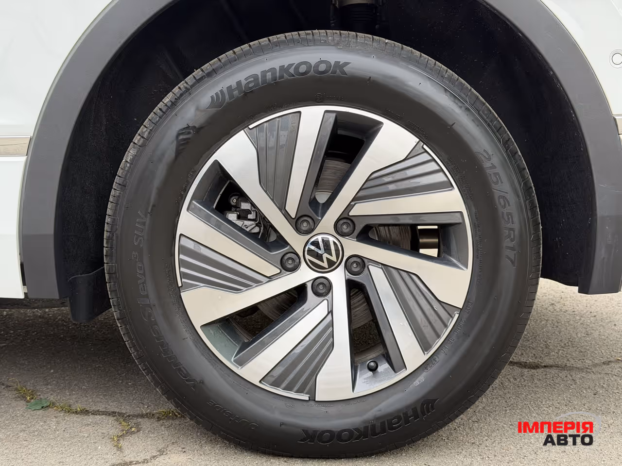 Volkswagen Tiguan - фото 25