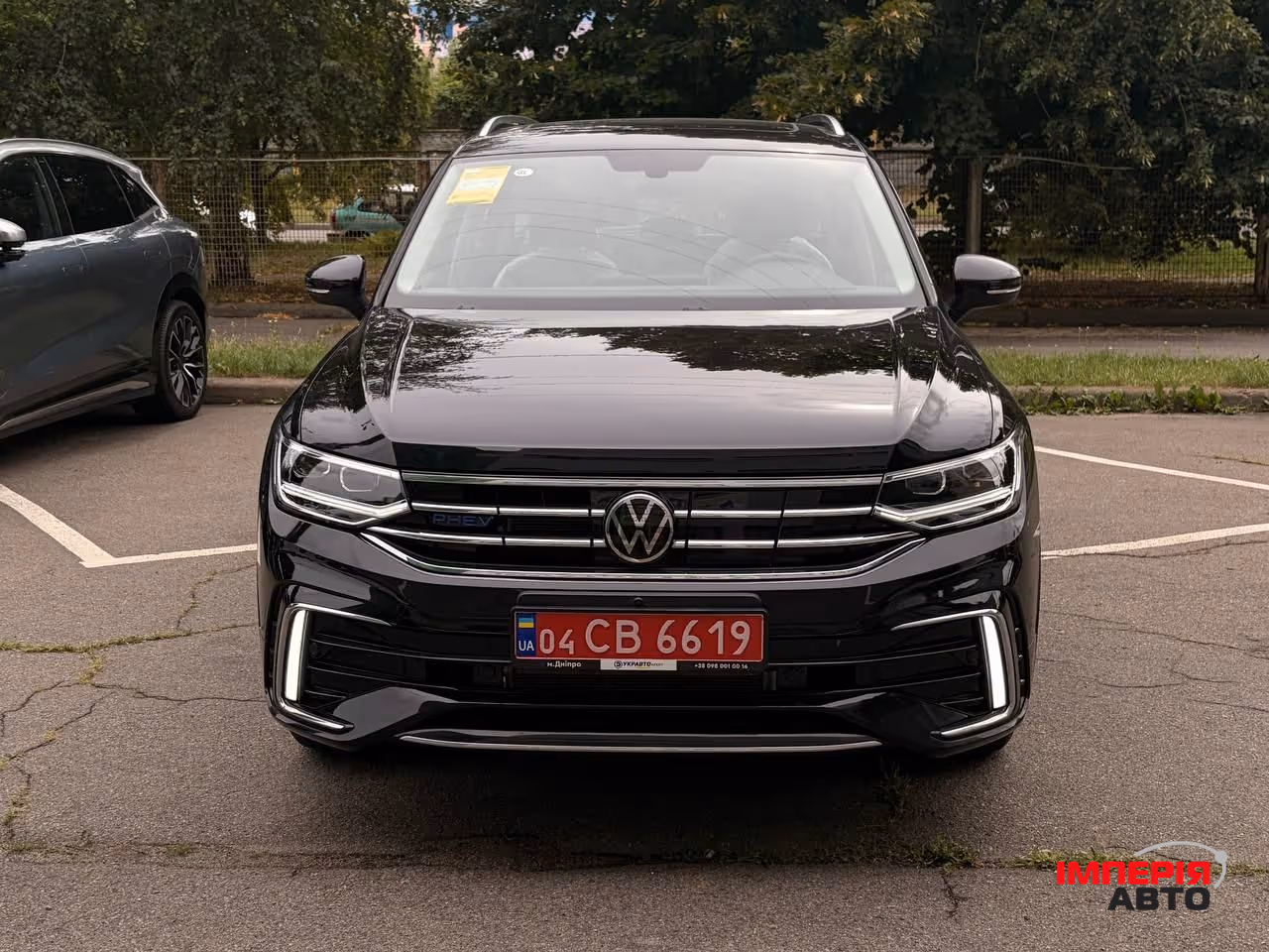 Volkswagen Tiguan - фото 1