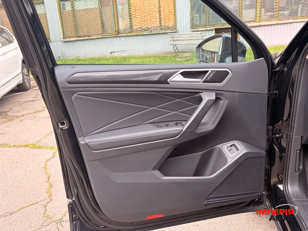 Volkswagen Tiguan - фото 15